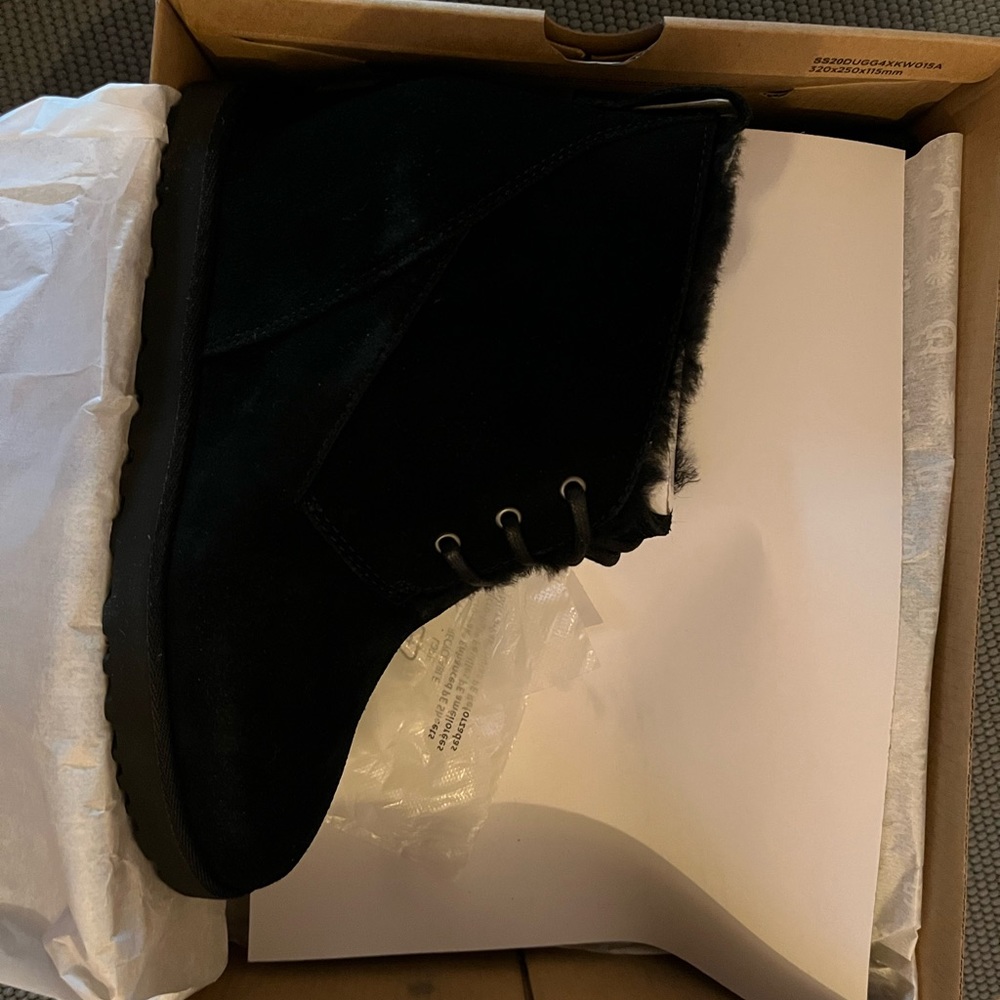 Ugg classic femme lace bootie